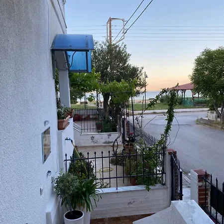 Astradeni * Potidée