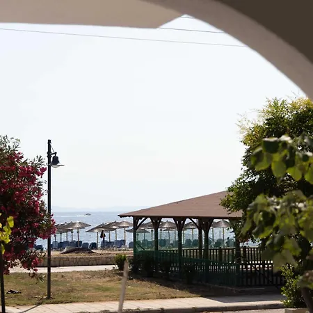 Astradeni Apartament *